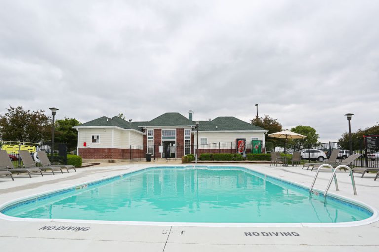 Coles Crossing Apartments Slate